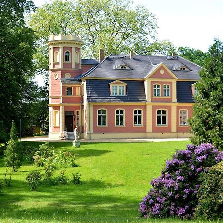Ferienwohnung Im Gutshof Direkt Gegenueber Dem Schloss, Rhododendronpark Mit Terrasse Und Wlan Kromlau エクステリア 写真